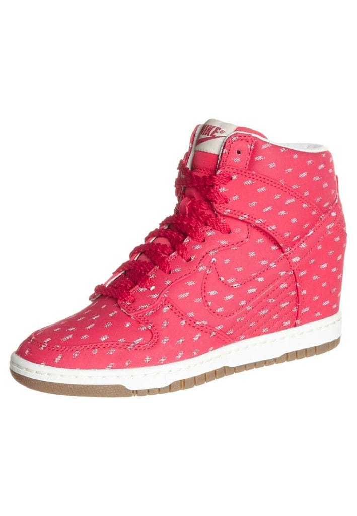 Baskets Dunk Sky High Nike Rose